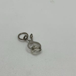 ウェルズ 925スターリングシルバー アンティーククリアガラス アイス/シュガートング チャームペンダント