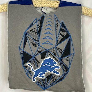 Babero para bebé o niño pequeño - Diseño de Spiderman de los Detroit Lions - Camiseta reciclada