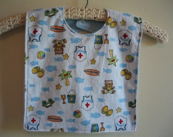 Baby or Toddler bib - Beach Bear print