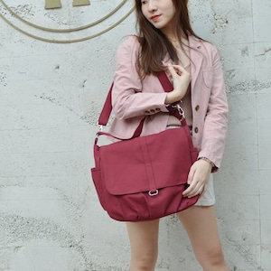 Sac messager en toile pour femmes, ensemble cadeau personnalisé, sac à bandoulière week-end- résistant à l'eau - Rose rouge - no.18 Daniel