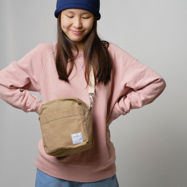 Petit sac de messager de voyage pour femme, Mini sac à bandoulière en toile cirée avec doublure durable, Koala 208 en kaki