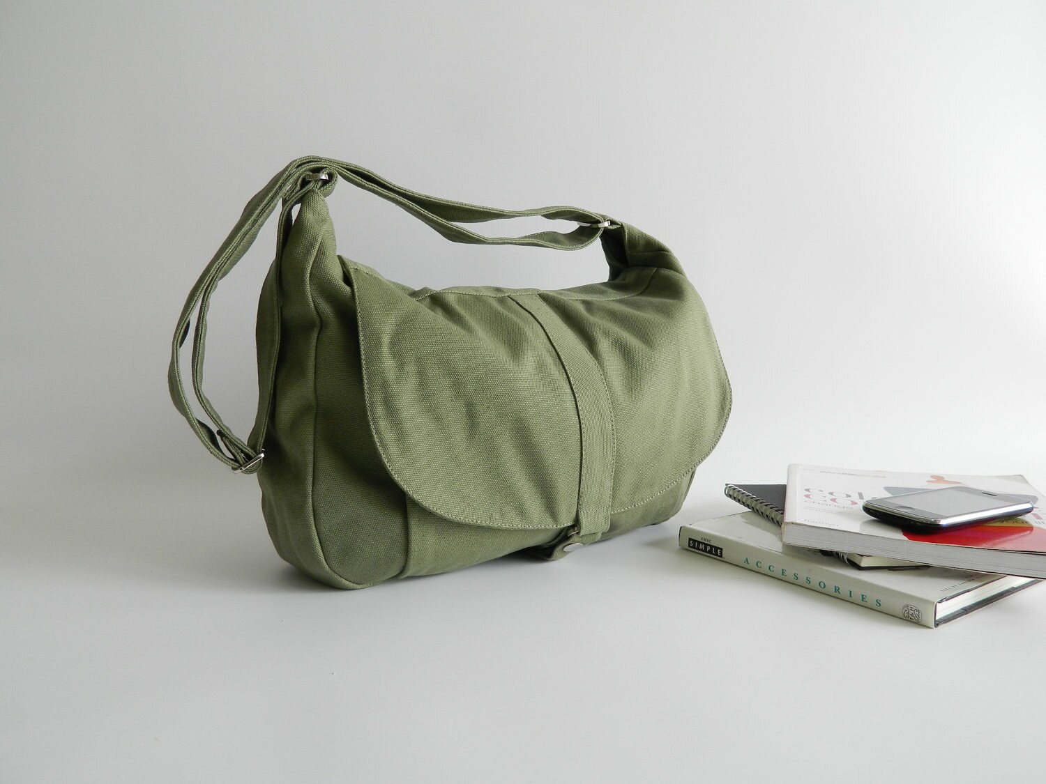 Green canvas purse hotsell