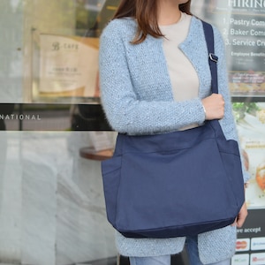 Tragetasche mit Taschen, vegane Messenger-Tasche für Fraue,personalisiertes Crossbody-Geschenkset,wasserabweisend Marineblau - Nr. 101 RENEE