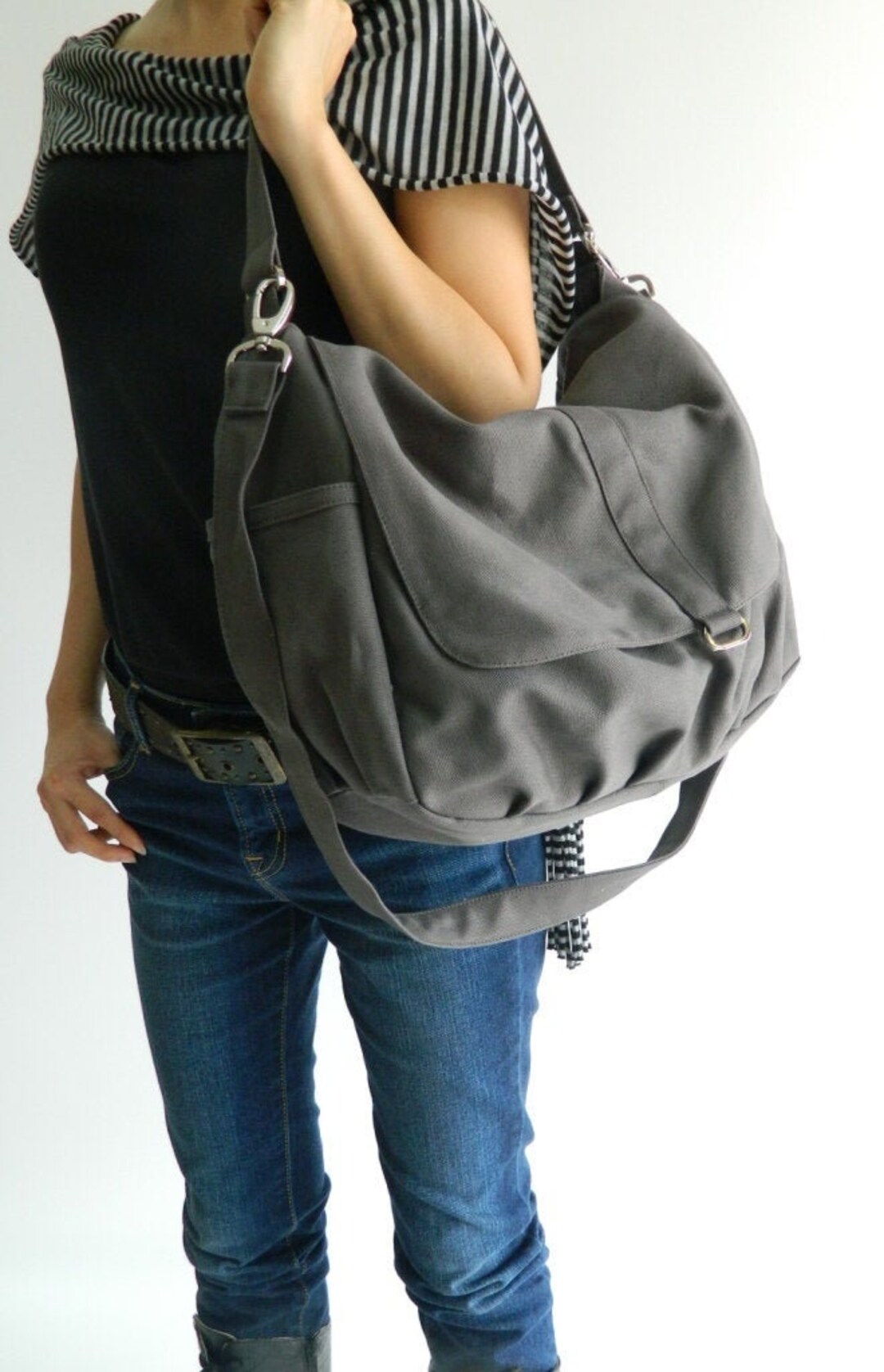 Women Gray Messenger Bag , Canvas School Laptop Bag With Zipper, Water Resistanttravel Crossbody