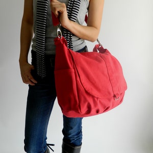 Rote Frauen Canvas Messenger Laptoptasche Vegan Boho Reißverschluss Umhängetasche, Reisewindeltasche, Schultasche/Nr.18 DANIEL