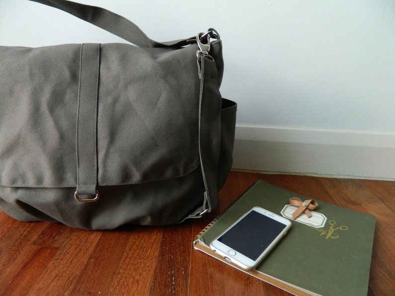 Women Gray messenger bag , Canvas school laptop bag with zipper, Water resistantTravel Crossbody shoulder bag no.18/DANIEL image 4