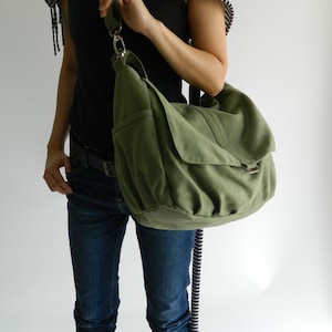 Rauchgrüne Messenger 13 Laptoptasche, Windeltasche aus Segeltuch, Reisetasche für Frauen, große und geräumige Tasche Nr. 18 / DANIEL Bild 2