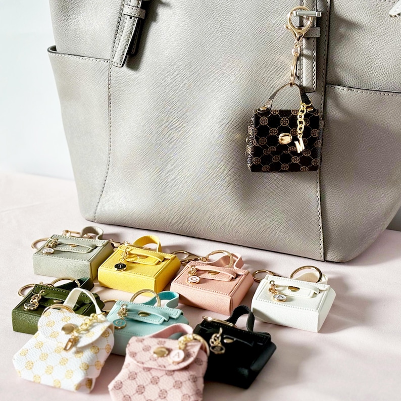 Mini purse bag charm for handbag faux leather keychain personalized charm tiny purse airpod case cute bag clip coin purse keychain for keys