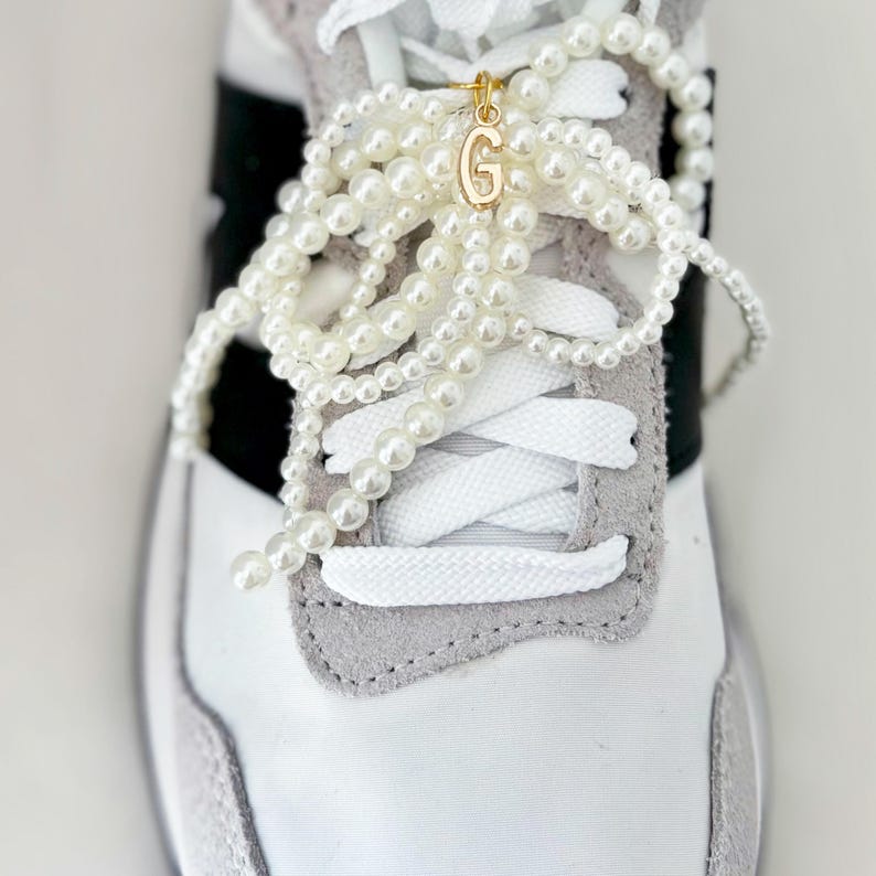 Pearl bow shoelace charm for sneakers personalized shoe tag custom initial charm with name pearl tassel Y2k Shoe lace charms gift for her