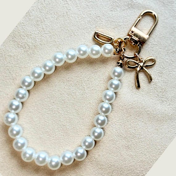 Personalized Bag Charm keychain with pearl and bow accessories for purse charm for handbag custom initial gift for bridesmaid on wedding day