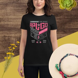 Women&#39;s short sleeve t-shirt