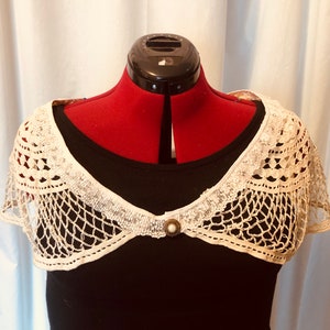 Cream Web Lace Collar, Bertha style Collar, crochet collar, crochet lace collar, shirt collar, detachable collar, dress collar, collar image 1