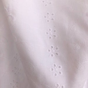 Femme TPpetit jupon blanc en dentelle à oeillets, combinaison, jupe, surjupe, jupon, jupe, combinaison en coton, jupe en coton, jupe blanche, jupon blanc image 3