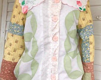 VENTE petit manteau de printemps courtepointe, manteau courtepointe, manteau courtepointe patchwork, manteau en coton, recyclé, pastels, manteau patchwork, manteau de printemps, veste