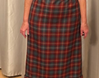 Women 4X to 5X wool plaid skirt, red and green plaid skirt, red and green tartan, maxi skirt, skirt with pockets, Christmas skirt, academia