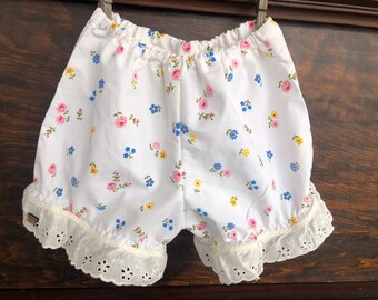 Spring Blossoms bloomers, cotton bloomers, diaper covers, shorts, one size fits most, bottoms, elastic waist, vintage cotton, lace trim