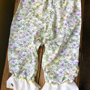 Xsmall Stiefmütterchen creme Damen &#39;s Bloomers, Eyelet Lace Pumphose, Hosen, Shorts, Schlüpfer, Cottagecore, Mori, Grandmacore, Spitze Pumphose, Unterwäsche