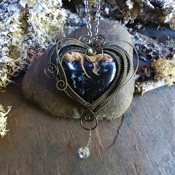 Black Heart with Woven Wire