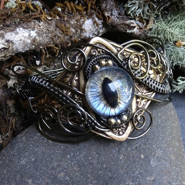 Gothic Steampunk size 6.5 to 7 Eye Cuff Bracelet