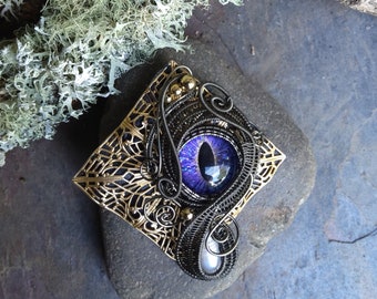 Gothic Steampunk Pin Brooch Pendant with Purple Eye and Pearl