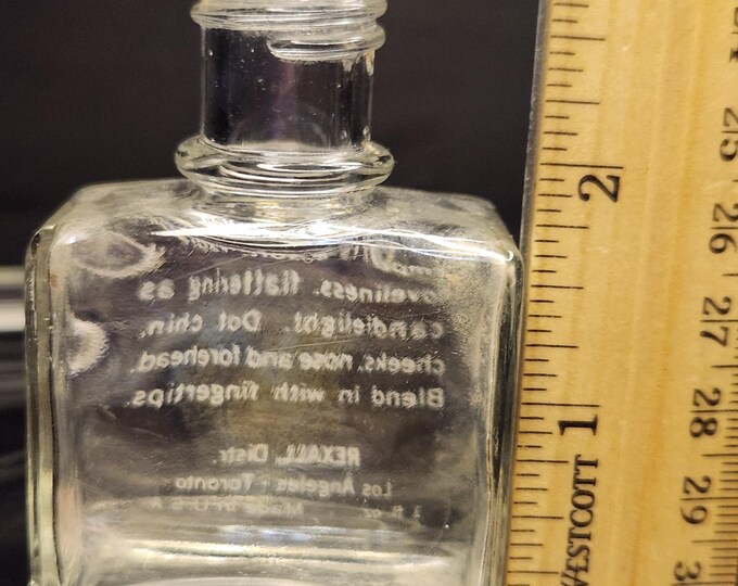 Vintage (1918-1930s) Cosmetic Glass Jar