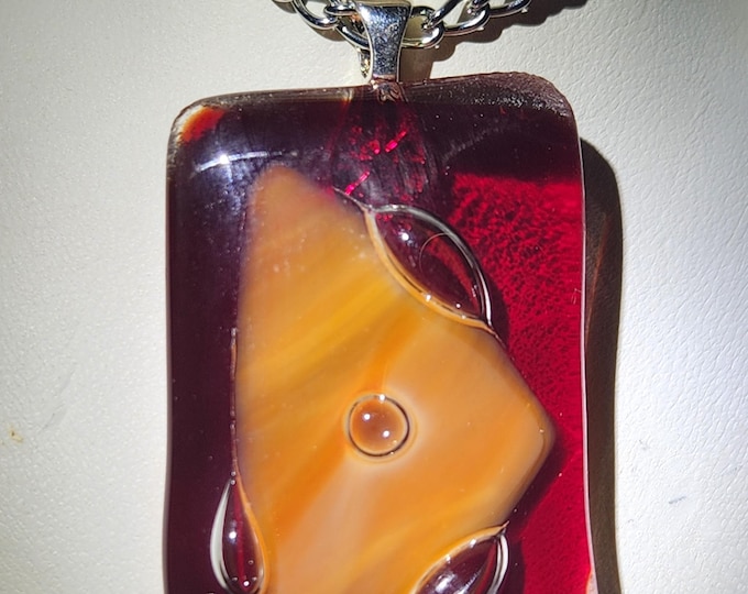 Red BUBBLED Glass Pendant Necklace