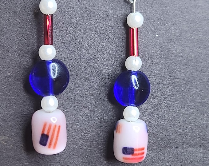 US FLAG Dangle Earrings