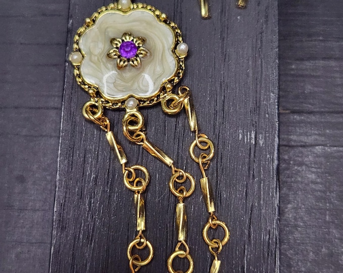 Vintage GOLD Flower Earrings