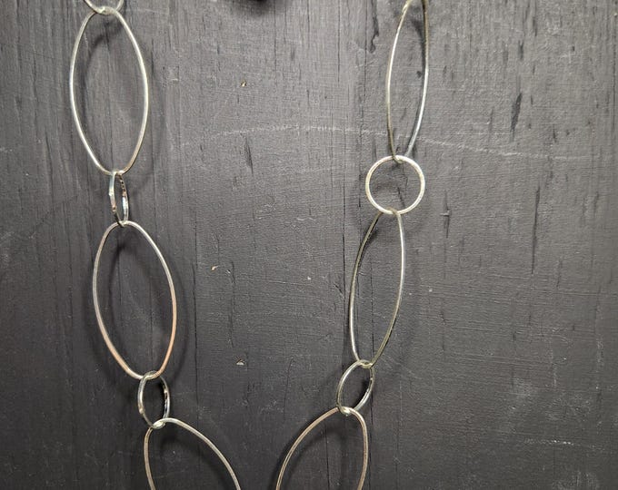 Oval and Circle Link Silver Necklace