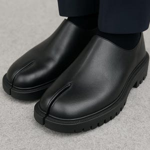 Japanese leather tabi shoes Women Boots Split-toe shoes Japanese sandals Kimono footwear Leather loafers Formal leather shoes Ball Dance