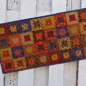 Cedar Box Table Runner TGTR33 Autumn image 1