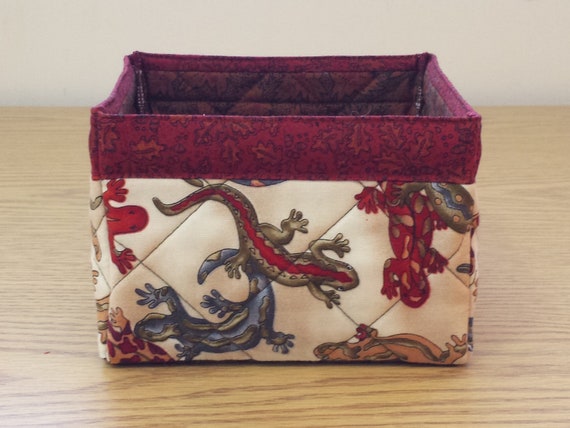 Quilted Fabric Box (UNBX05) Lizards