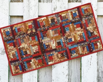 Quilted Log Cabin Table Runner (EDTR38)