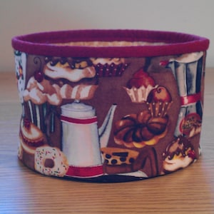 Quilted Fabric Bowl (EDBL16) Coffee, Cupcakes, and Donuts