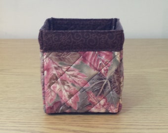 Quilted Fabric Box (TGBX04) Leaves