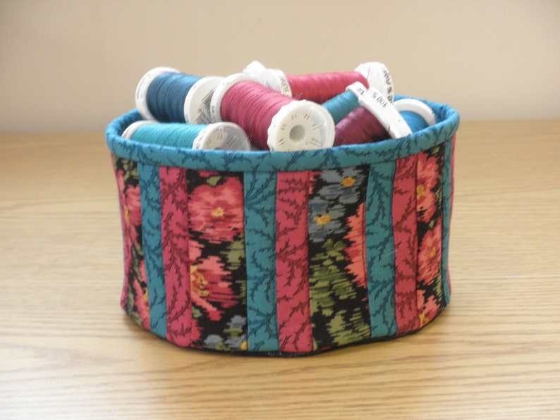 Quilted Fabric Bowl EDBL10 Wild Roses image 4