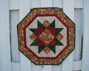 Quilted Star Table Topper (XTT05) Christmas