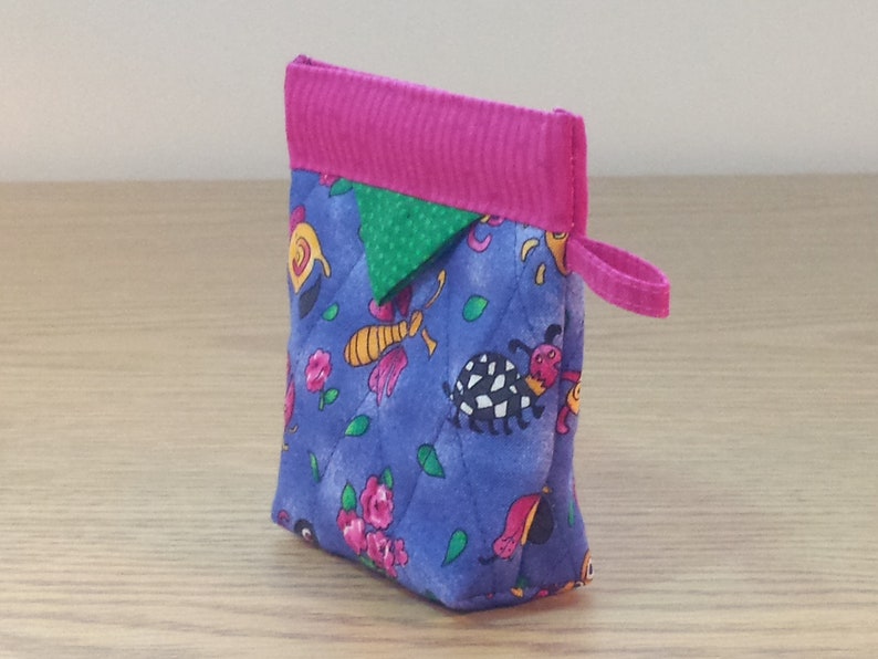 Bugs Quilted Snap Bag SB618