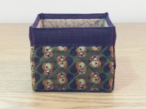 Quilted Fabric Box (UNBX13) Beavers