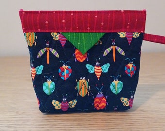 Quilted Snap Bag (SB875) Bugs, Insect, Flies, and Beetles