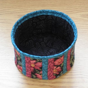 Quilted Fabric Bowl EDBL10 Wild Roses image 2