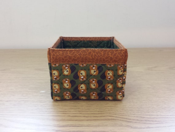 Quilted Fabric Box (UNBX17) Beavers