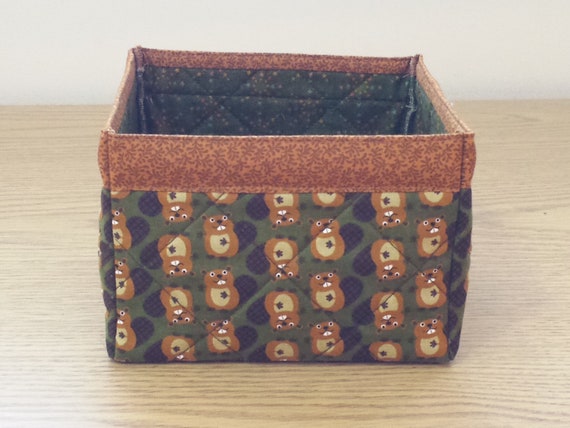 Quilted Fabric Box (UNBX18) Beavers