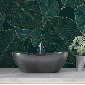 Carta da parati con foglie di monstera tropicali di lusso, design botanico verde scuro e oro, carta da parati tradizionale e stacca e attacca