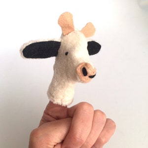Eco Friendly Finger Puppet Cow Bull Farm Toy