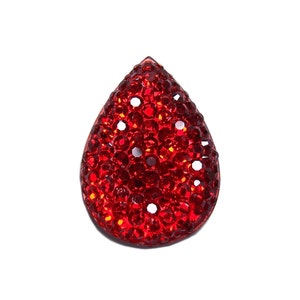 Teardrop cabochon 18x25mm in faceted ruby red