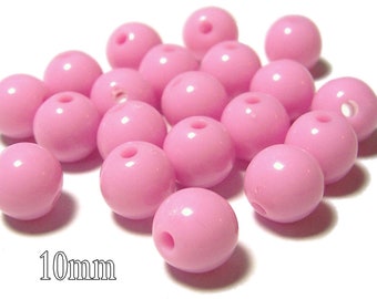10mm Opaque acrylic plastic beads in Baby Pink 20 beads