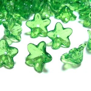 14mm Acrylic flower beads in Green 50pcs image 1