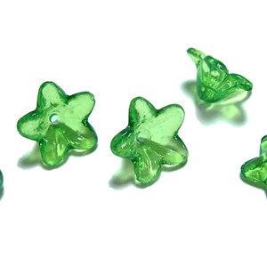 14mm Acrylic flower beads in Green 50pcs image 2