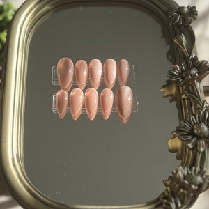 Light Pink Cat Eye Magnet Press-On Nails | Gel Nails | Cat Eye Nails | Press-Ons | Gel Manicure | Cat Eye Press-Ons | Pink Glitter Nails